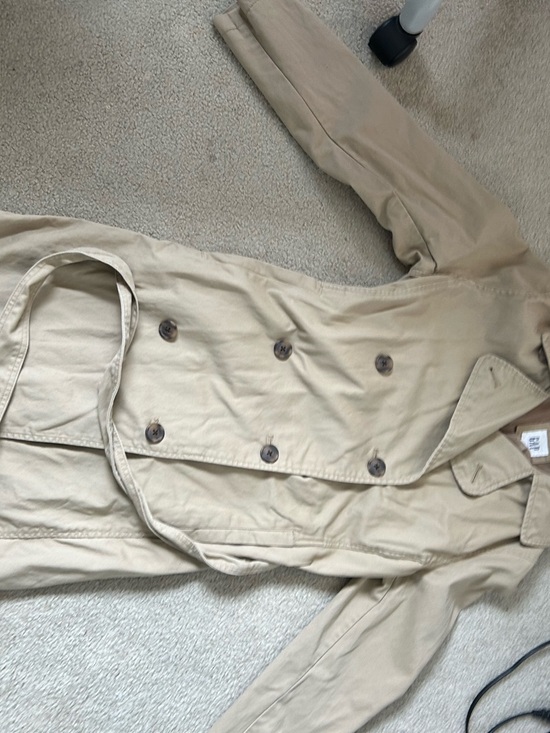 GAP Jackets & Blazers - GAP Tan Lightweight Jacket with Logo Patch